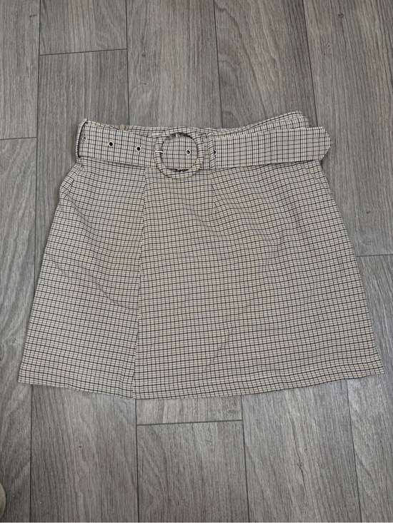 Charlie Holiday Dresses & Skirts - Charlie Holiday Femi Plaid Belted Mini Skirt Size 6 Tan Brown Preppy Academia